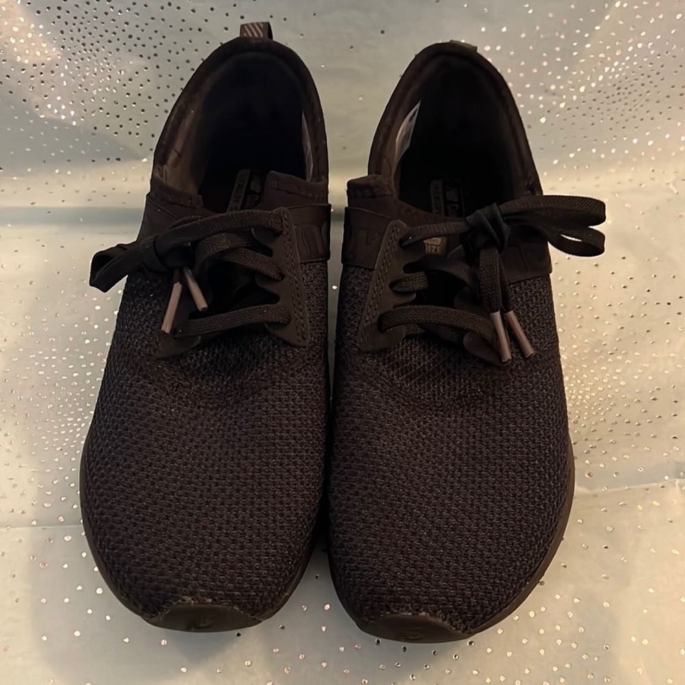 NWOT New Balance Women's FuelCore Nergize V1 Sneaker Black/Magnet Size 8.5